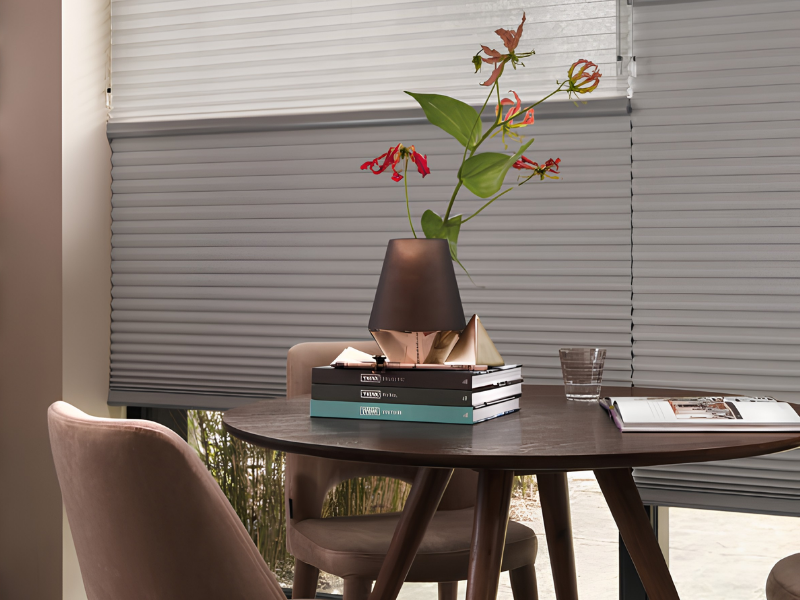 Luxaflex Duette 2-in-1 model