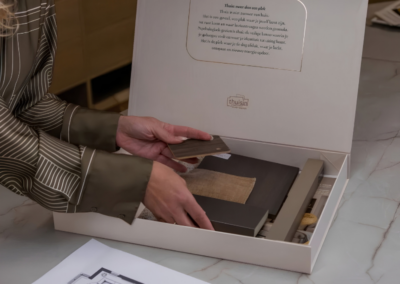 Interieuradvies met materialenbox, stalen en kleurcombinaties